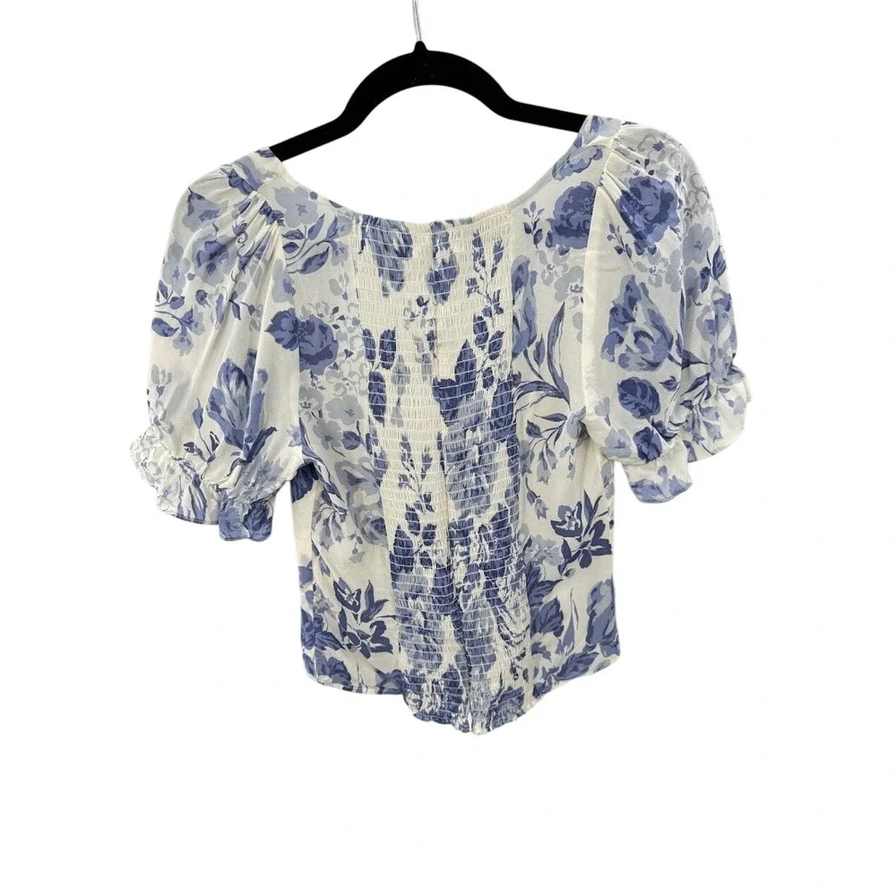 Reformation Blue White Floral Delevan Top Smocked Puff Sleeve Size 6
